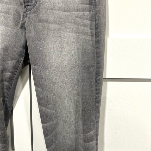 Express Mid Rise Jean Leggings Gray Size 2 - Picture 3 of 10